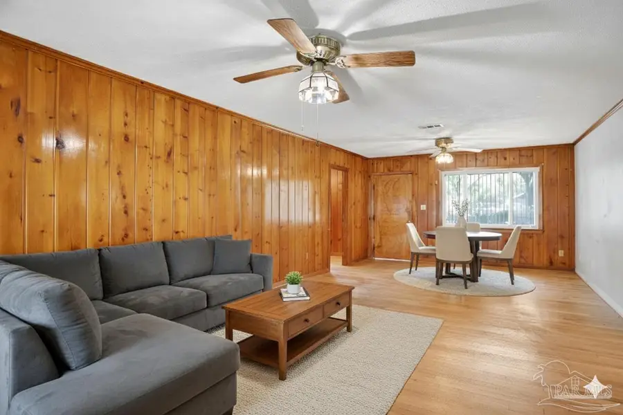 533 Ditmar St, Pensacola, FL 32503 - Image #2