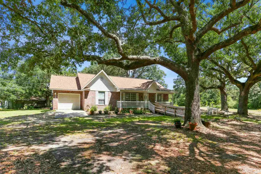 939 Avalon Blvd, Milton, FL 32583 - Image #3