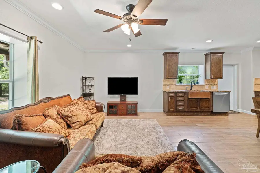 6781 Generals Ln, Pace, FL 32571 - Image #3