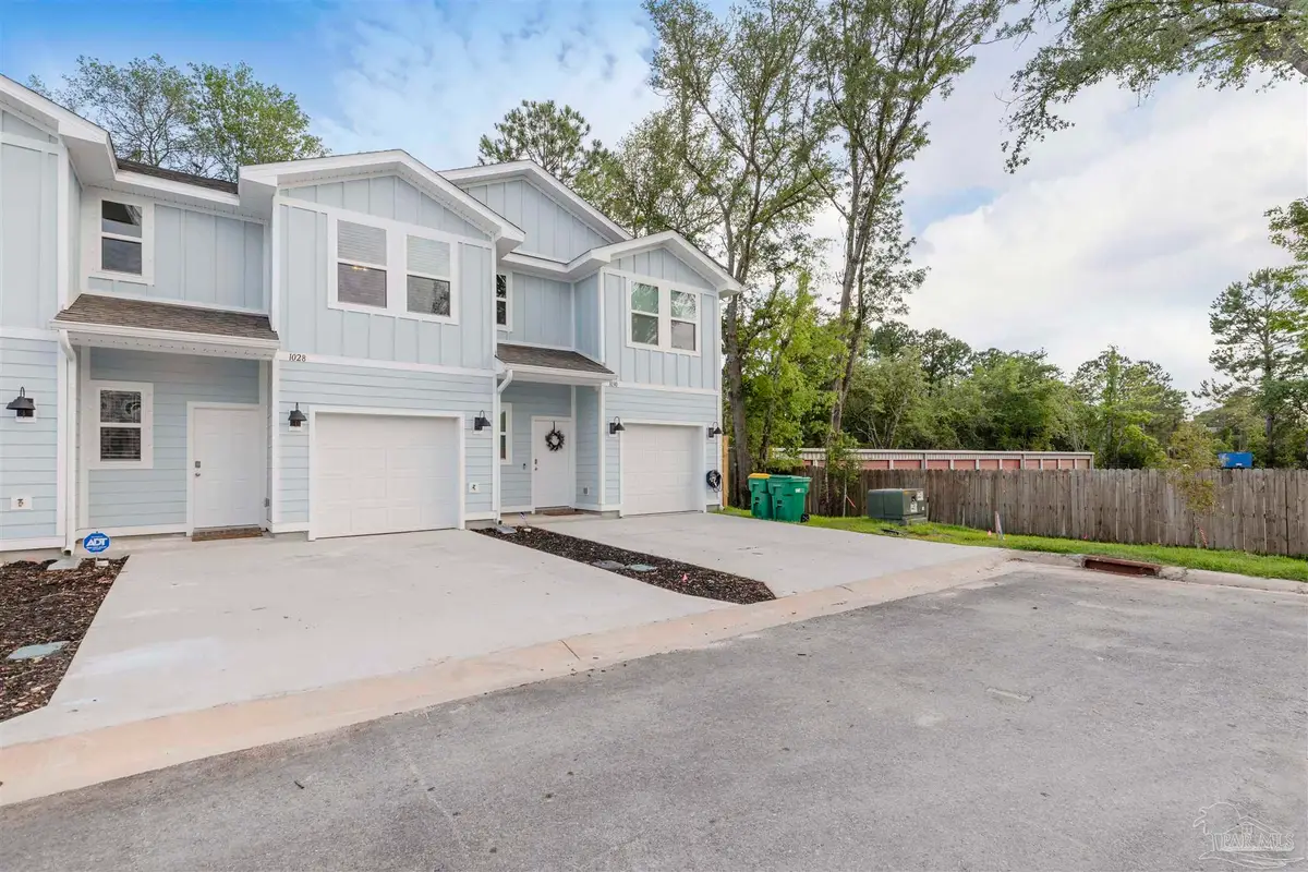 1028 Mclaren Cir, Fort Walton Beach, FL 32547 - Image #1