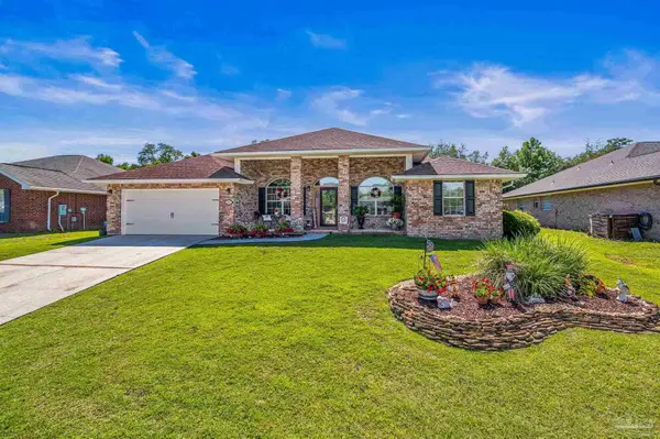 2687 Shoni Dr, Navarre, FL 32566