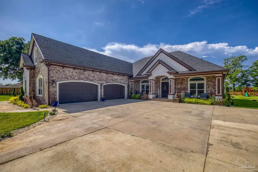 6126 E Fence Rd, Pensacola, FL 32526 - Image #2