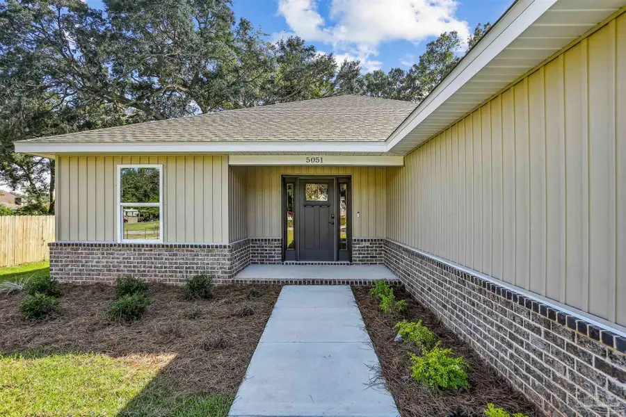 5051 Hartley Dr, Milton, FL 32571 - Image #3