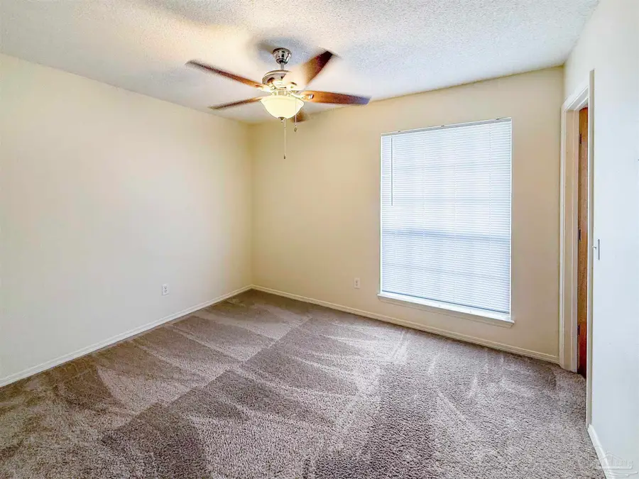 8943 Forest Oak Dr, Pensacola, FL 32506 - Image #3