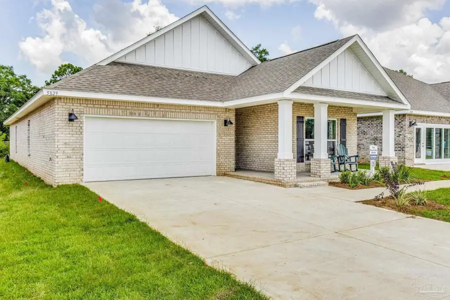 9777 Windy Hill Rd, Pensacola, FL 32526 - Image #2