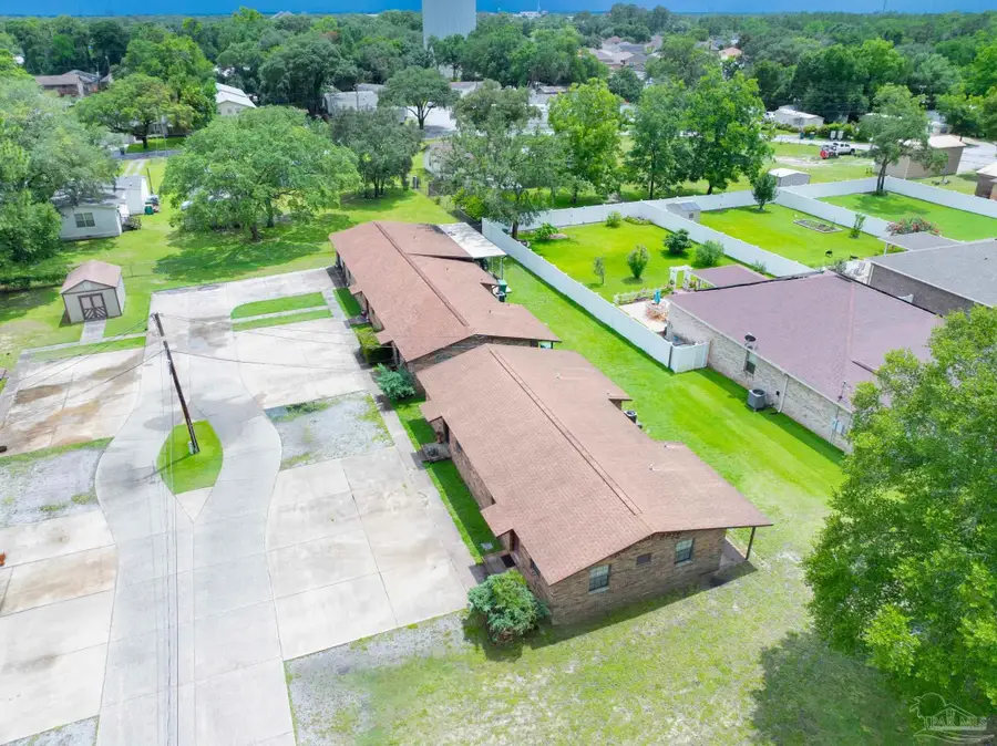 818 Lark St, Fo Lark Ave #1,2,3,4, Fort Walton Beach, FL 32547 - #3