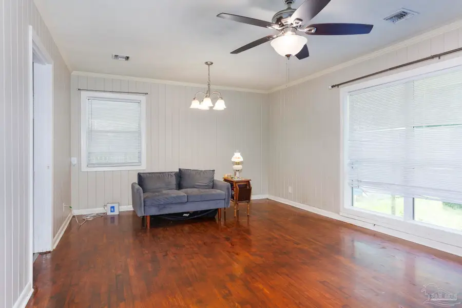 6586 Sellers Dr, Milton, FL 32570 - #2