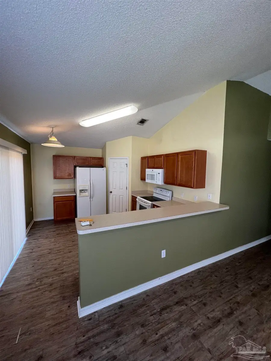 120 Nivana Dr, Crestview, FL 32536 - Image #3
