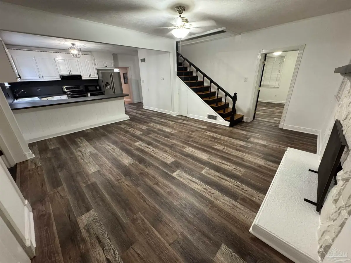 5926 Saufley Pine Rd, Pensacola, FL 32526 - Image #1