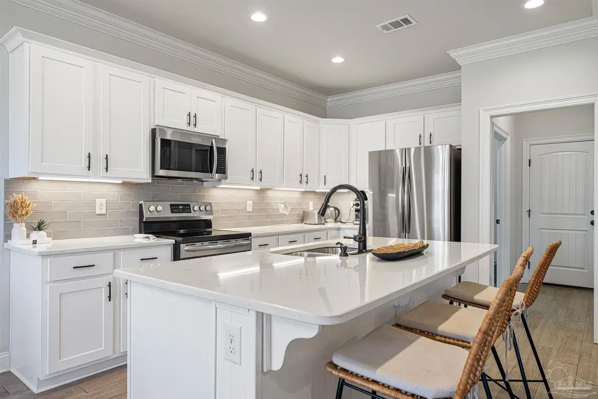 1467 Penn State Ct, Gulf Breeze, FL 32563 - Image #1