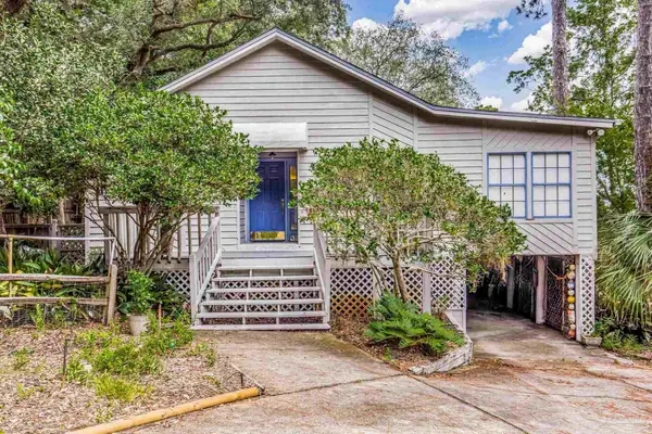 4648 Hickory Shores Blvd, Gulf Breeze, FL 32563