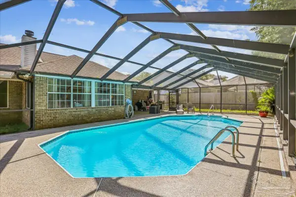 4320 Costa Mesa, Pensacola, FL 32504