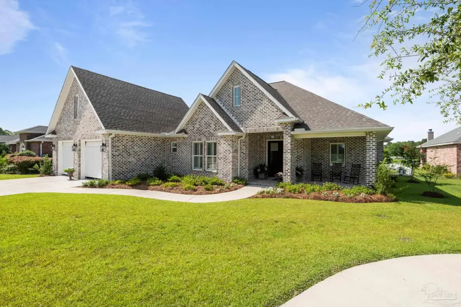 5764 Highland Lake Dr, Milton, FL 32583 - Image #3