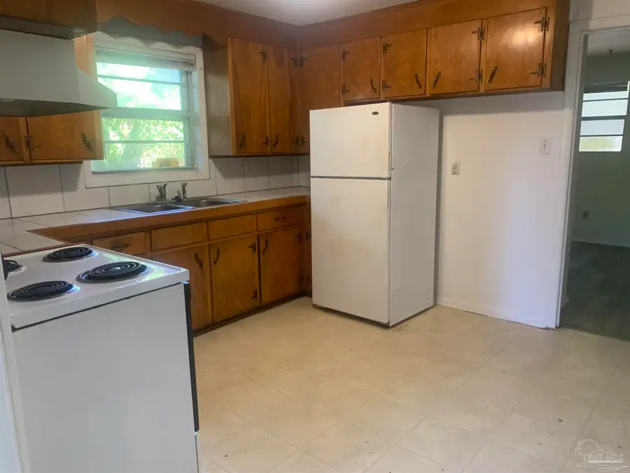 3204 E Gonzales St, Pensacola, FL 32503 - Image #3