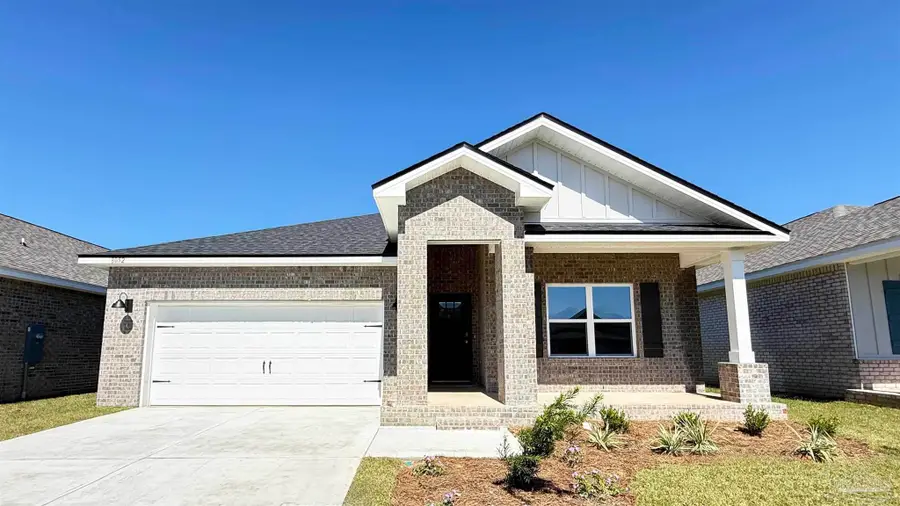 8052 Fir Tree Dr, Milton, FL 32583 - Image #2