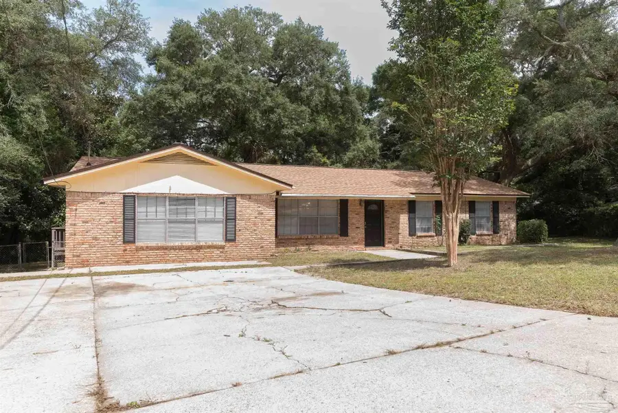 4930 Rugby Ct, Pensacola, FL 32504 - Image #2