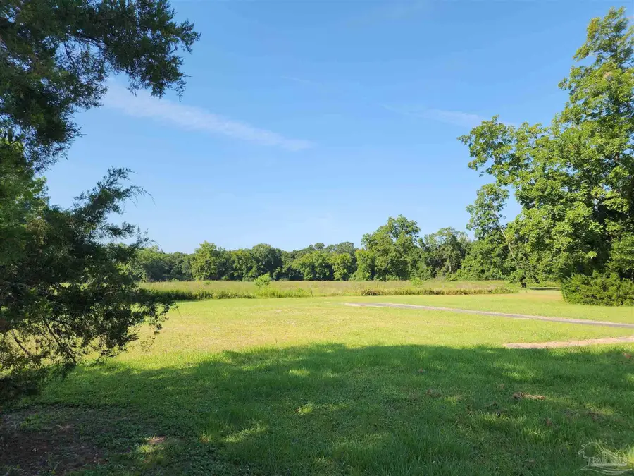 510 Mcrae St, Atmore, AL 36502 - Image #2