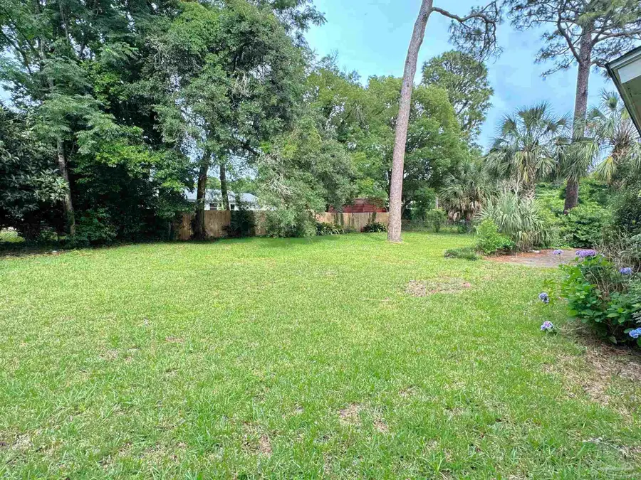 3040 Logan Dr, Pensacola, FL 32503 - Image #2