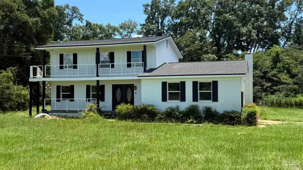 13072 Chumuckla Hwy, Jay, FL 32565