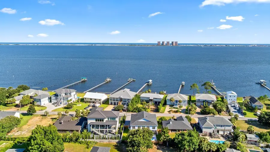 3344 Edgewater Dr, Gulf Breeze, FL 32563 - Image #3