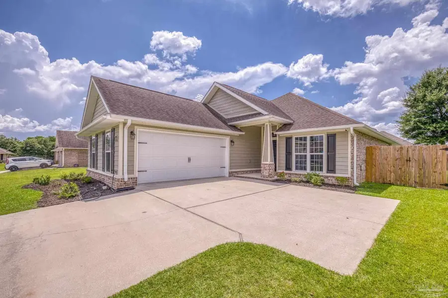 7389 Farmers Rd, Pensacola, FL 32526 - Image #2