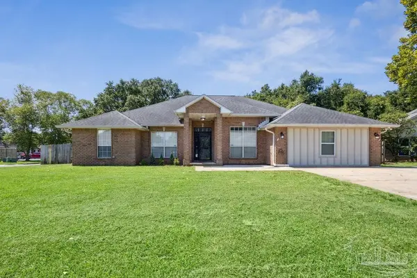 4647 Winterdale Dr, Pace, FL 32571