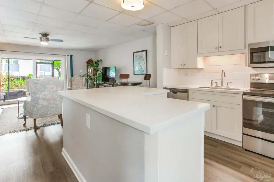 201 Pensacola Beach Rd #A-25, Gulf Breeze, FL 32561 - Image #2