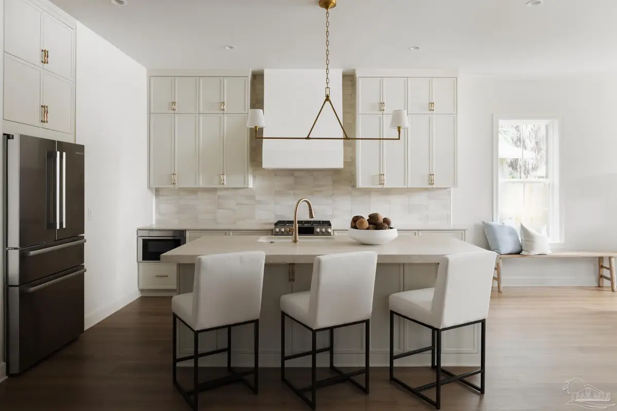 1408 E Bobe St, Pensacola, FL 32503 - Image #1