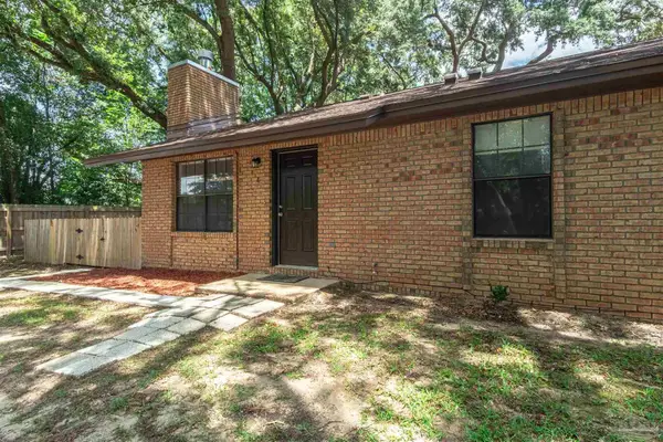 9345 Chisholm Rd #P4, Pensacola, FL 32514