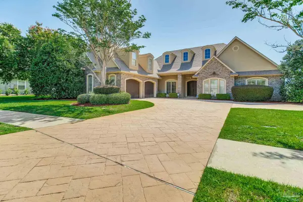 2569 Mary Fox Dr, Gulf Breeze, FL 32563