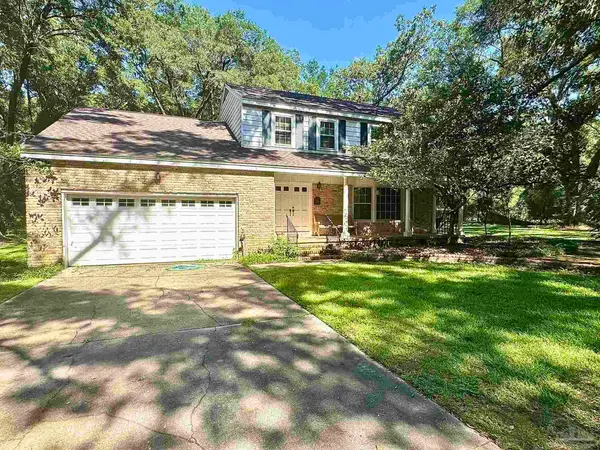 4534 Sheffield Dr, Pace, FL 32571