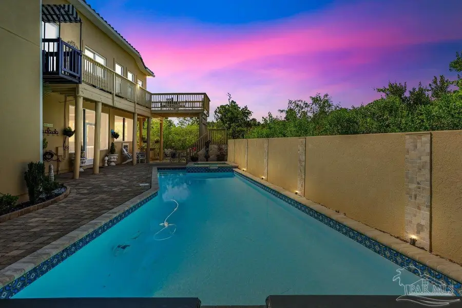 2 Colley Cv Dr, Gulf Breeze, FL 32561 - Image #2