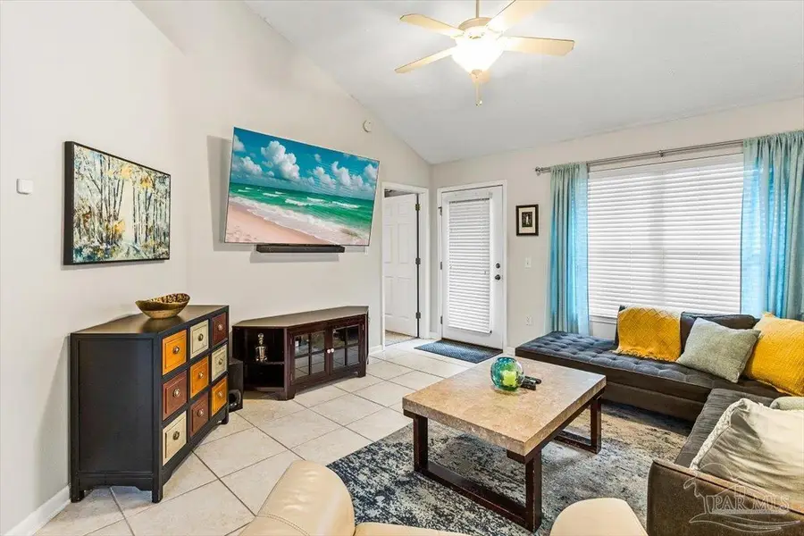 1391 Tiger Lake Dr, Gulf Breeze, FL 32563 - Image #3