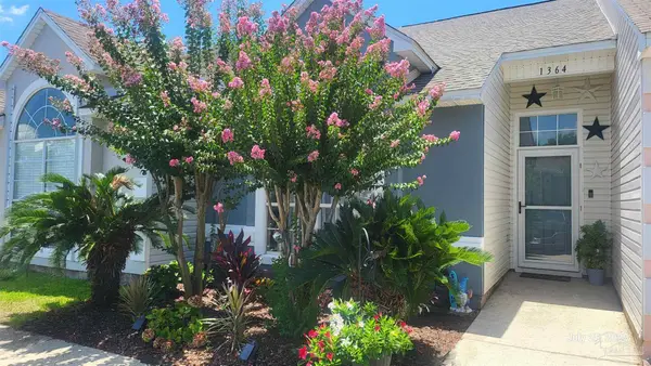 1364 Redwood Ln, Gulf Breeze, FL 32563