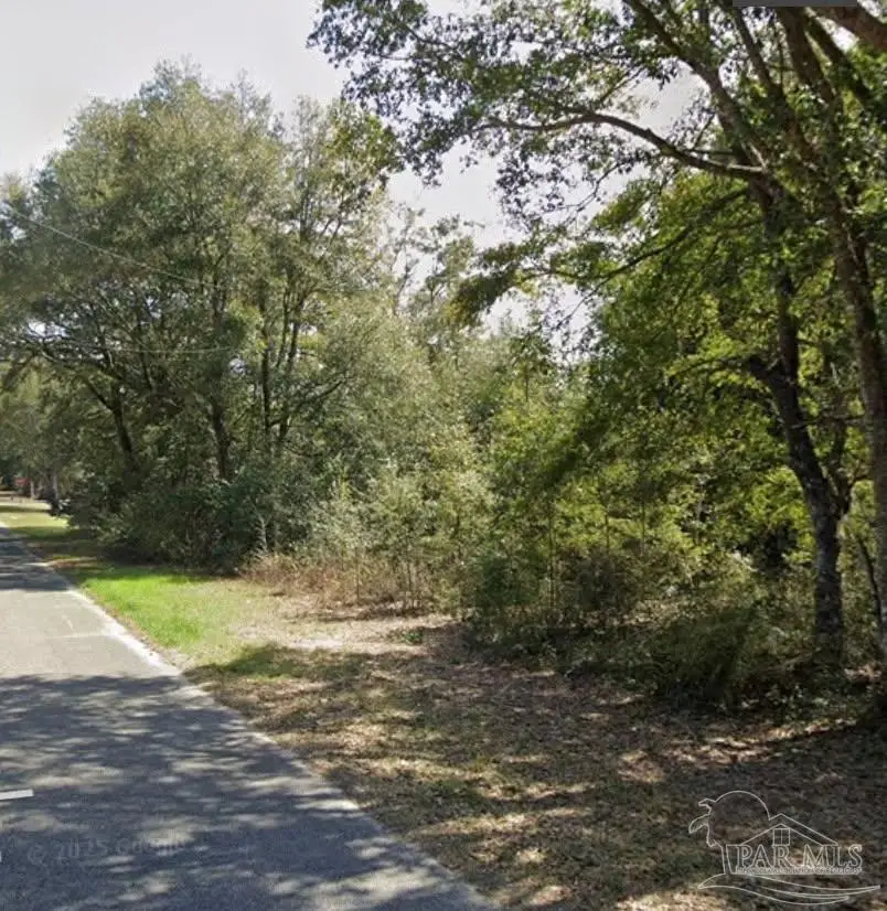 6214 Montgomery Ave, Pensacola, FL 32526 - Image #2