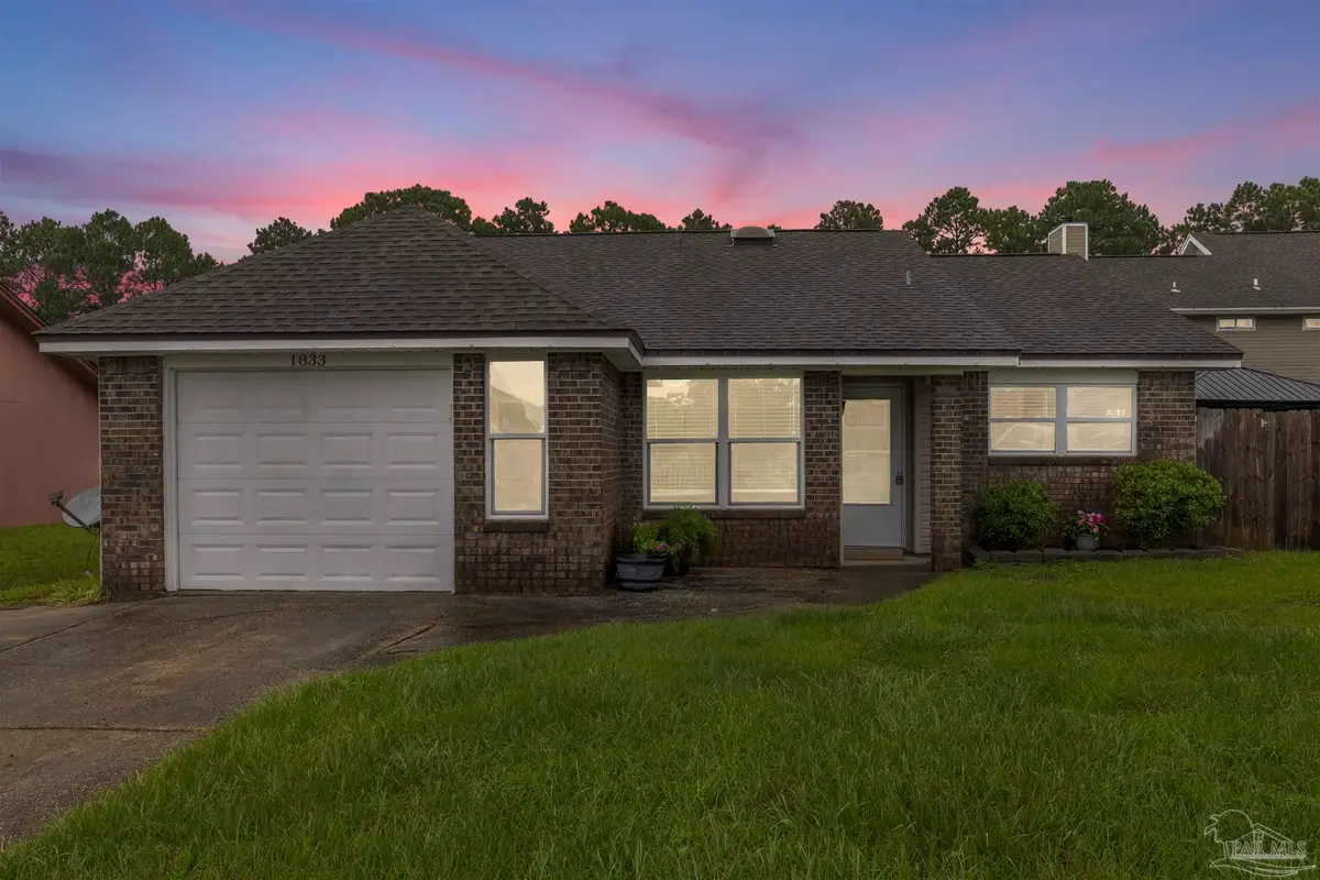 1833 Hunters Path, Fort Walton Beach, FL 32547 - Image #1