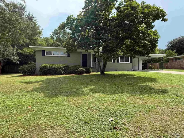 2005 Peyton Dr, Pensacola, FL 32503