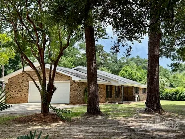 1100 Barcia Dr, Pensacola, FL 32503