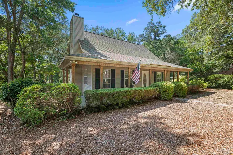 2857 Avenida De Soto, Navarre, FL 32566 - Image #3