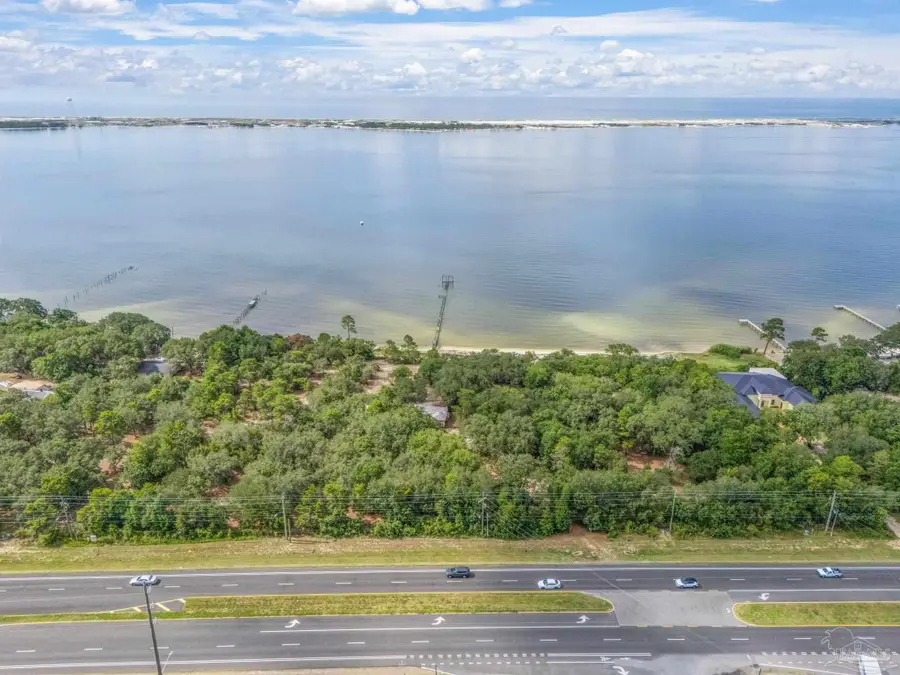 9751 Us Hwy 98, Navarre, FL 32566 - Image #2