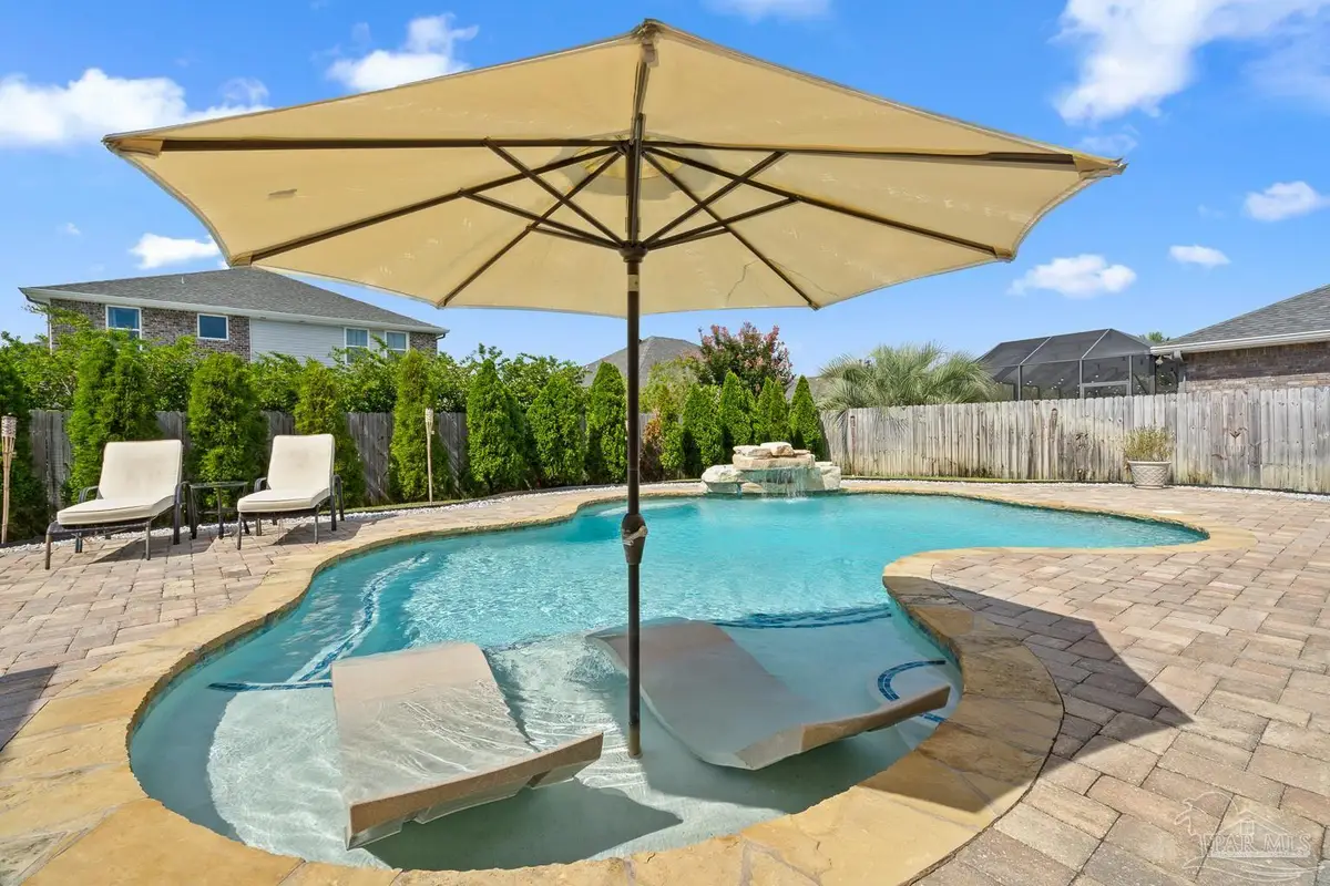 3552 Pelican Bay Cir, Gulf Breeze, FL 32563 - Image #1