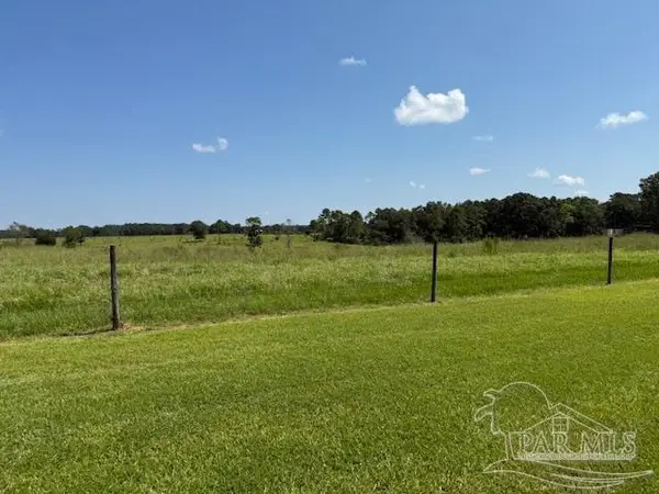 5880 S Hwy 99, Mcdavid, FL 32568