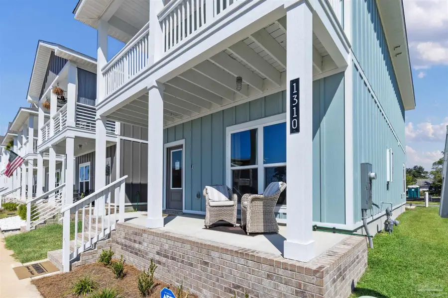 331 S F St, Pensacola, FL 32502 - Image #2
