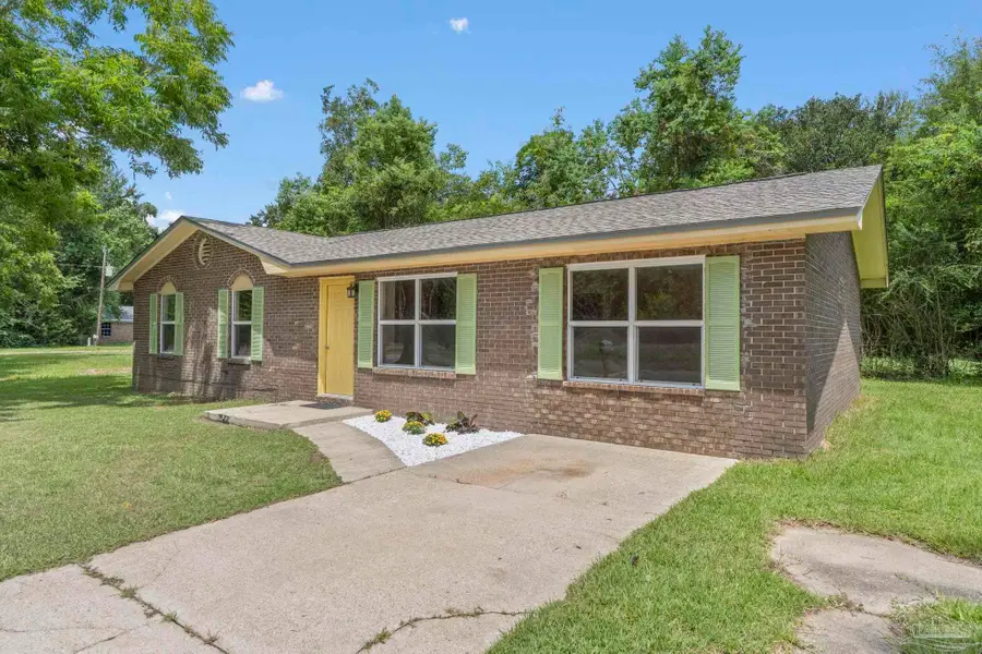 3036 Woodbury Cir, Cantonment, FL 32533 - Image #3