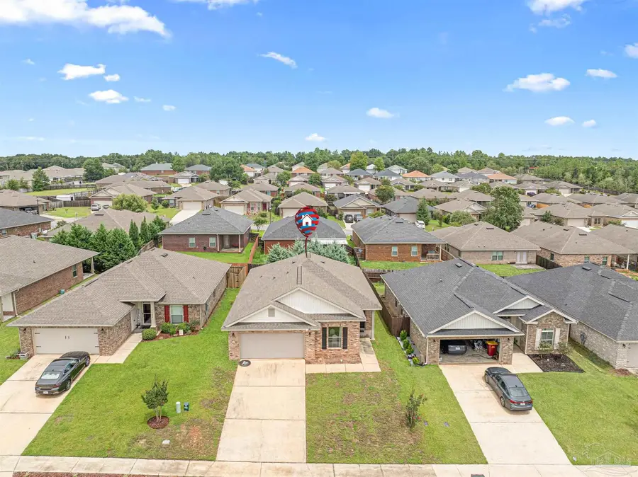 5608 Blue Sky Ct, Milton, FL 32583 - Image #2