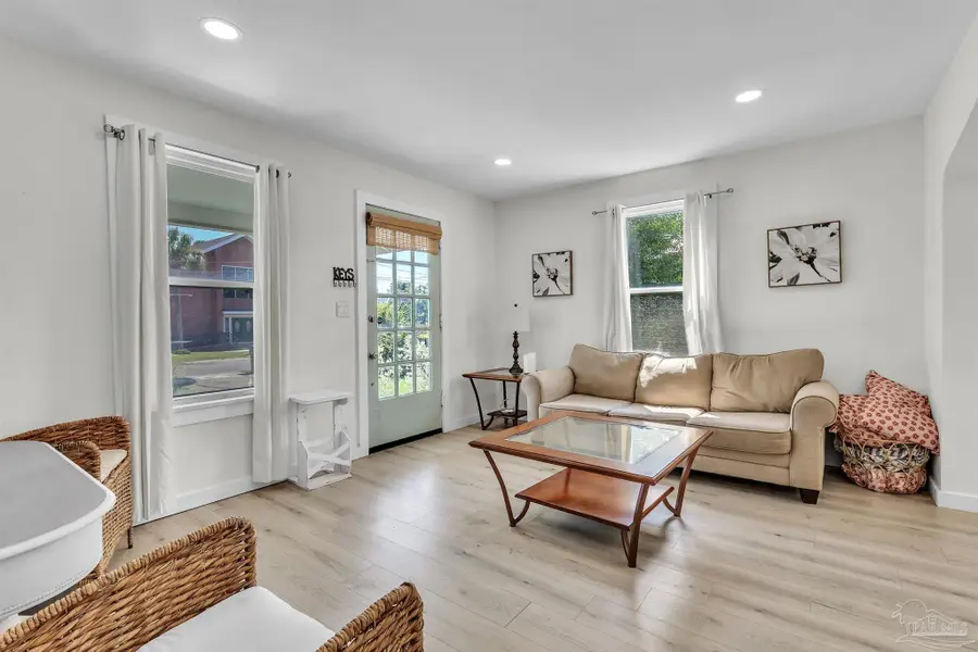 810 W Chase St, Pensacola, FL 32502 - Image #3