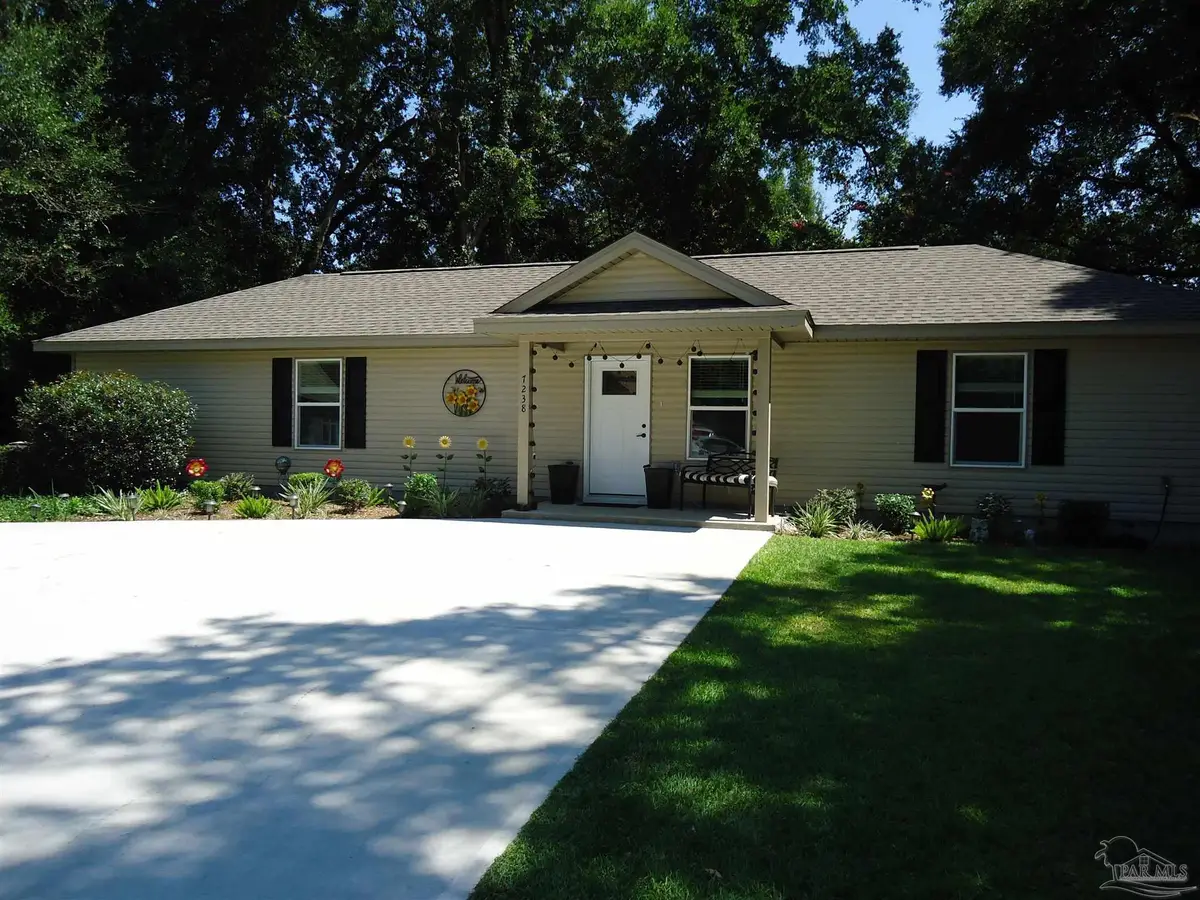 7238 Dogwood Ter, Pensacola, FL 32504 - #1
