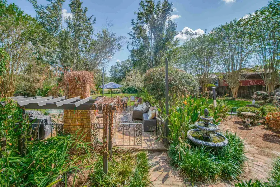 8892 Scenic Hills Dr, Pensacola, FL 32514 - Image #2