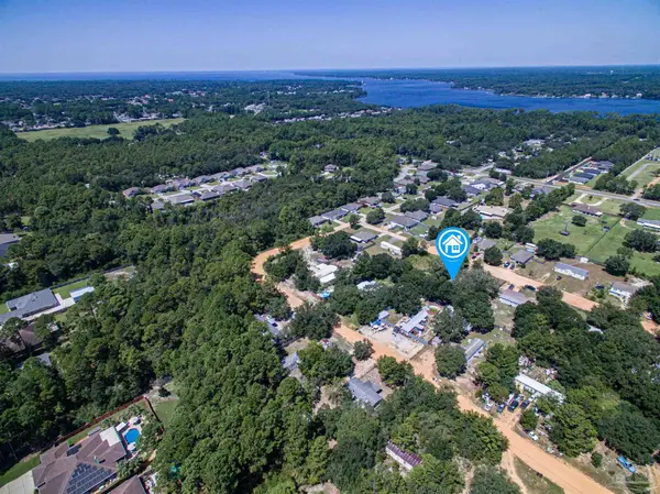 7507 Blackjack Cir, Navarre, FL 32566