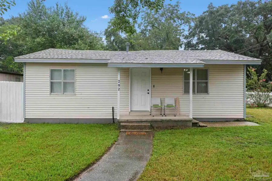 202 Ellington St, Cantonment, FL 32533 - Image #3